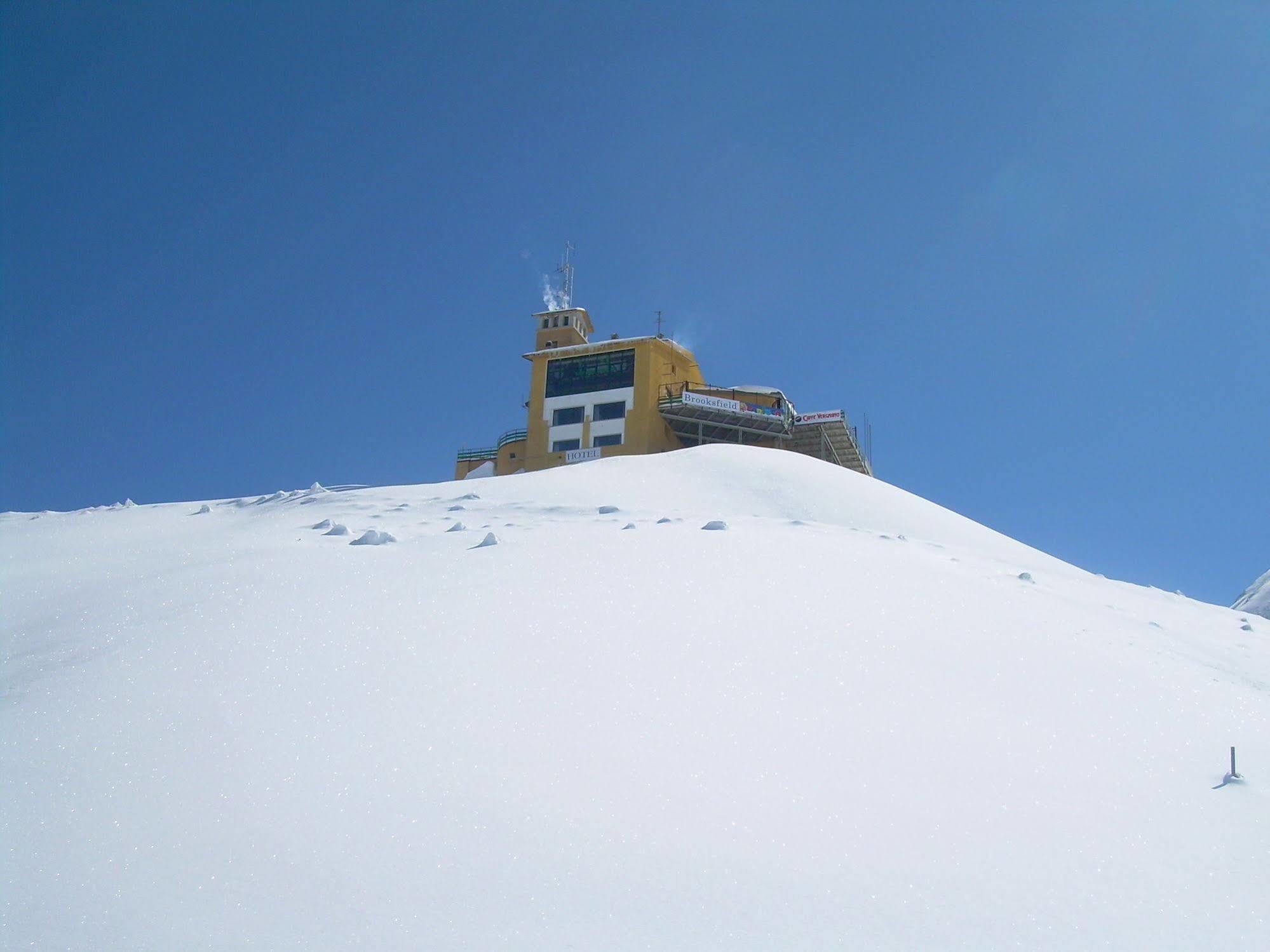 Tana Della Volpe Hotell Colle Colle Sestriere Eksteriør bilde